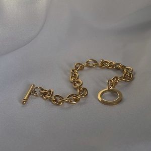 Toggle Link Chain Gold Bracelet